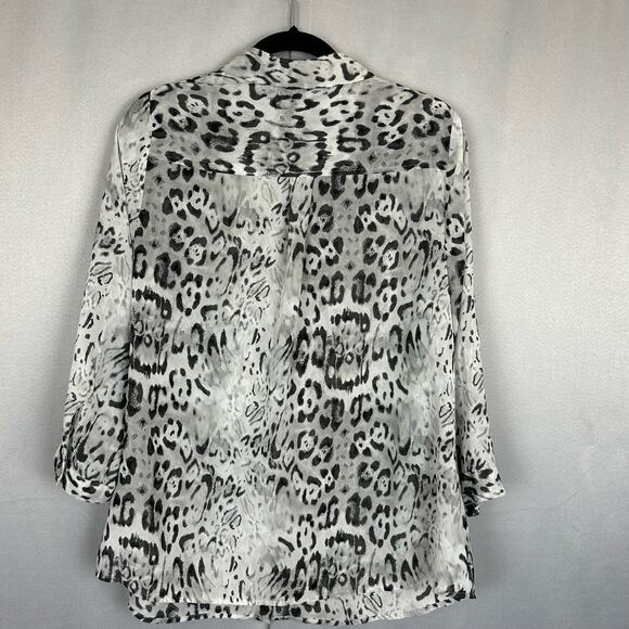 Women's Lane Bryant Black White Animal Print Sheer 3/4 Sleeve Button Up - 14/16 - Picture 2 of 5